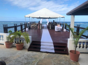 Water's edge Deluxe Villa